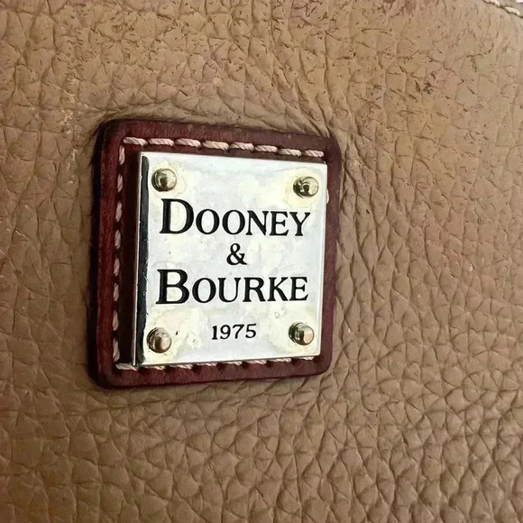 Dooney & Bourke Brown Pebbled Leather Suki Crossbody Purse - Picture 7 of 13